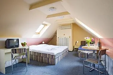 Stirka 3* Prague